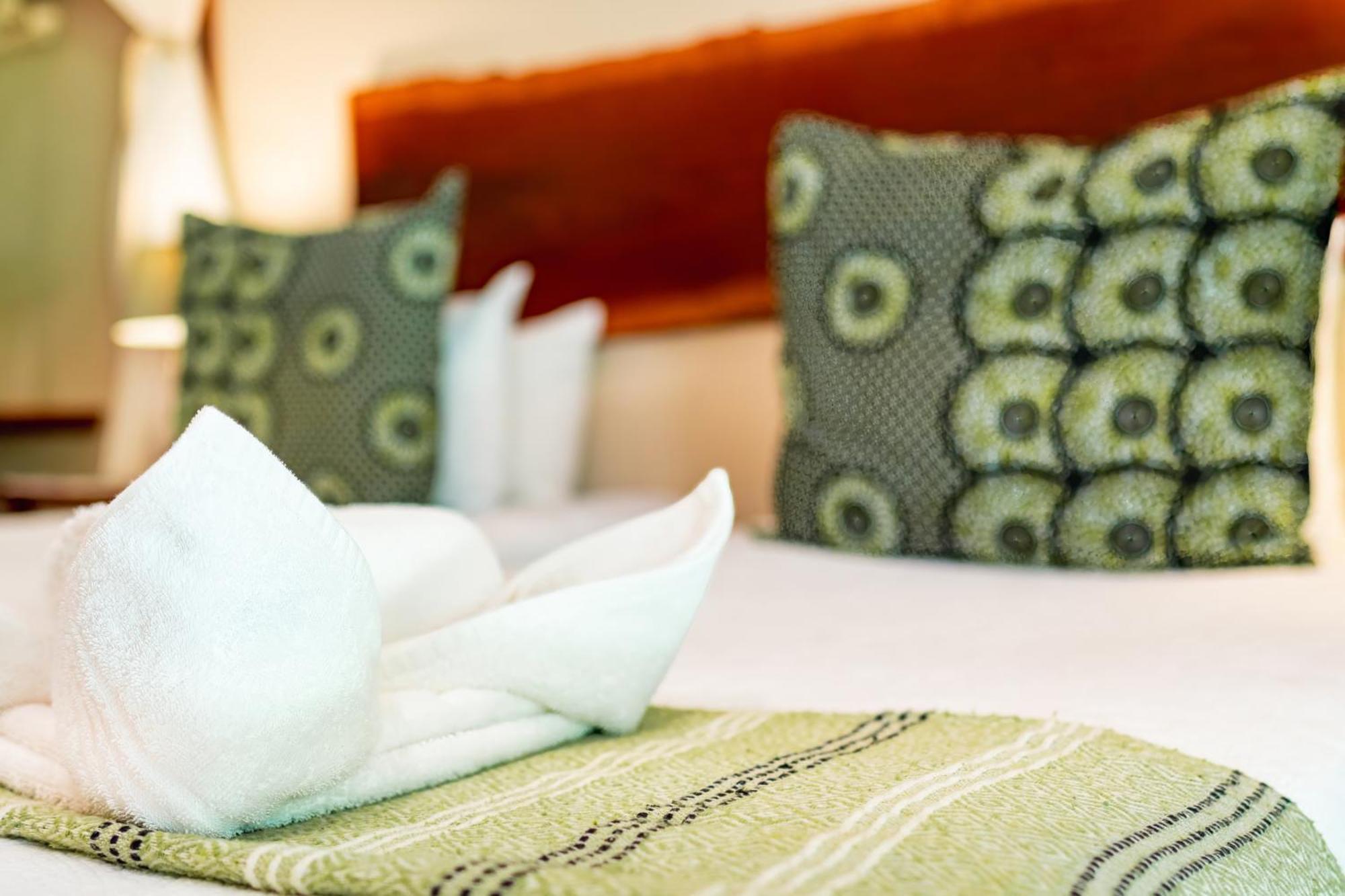 מפלי ויקטוריה Bayete Guest Lodge מראה חיצוני תמונה