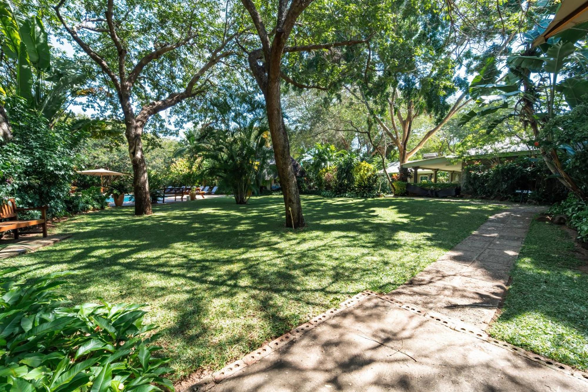 מפלי ויקטוריה Bayete Guest Lodge מראה חיצוני תמונה
